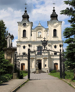 Kościół i klasztor oo. Franciszkanów w Dukli